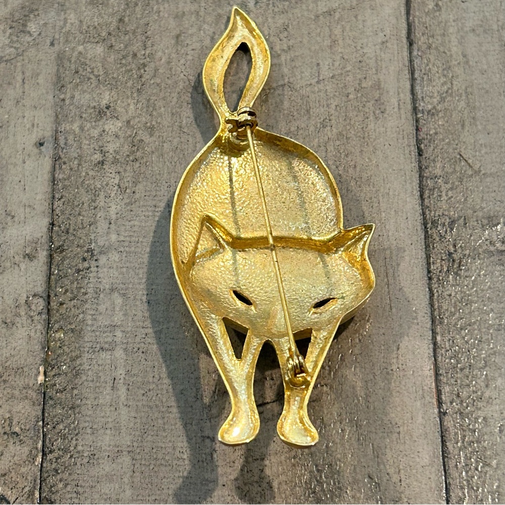 Vintage Gold Cat Pin Brooch Simple Design Fashion Fun - Picture 4 of 6